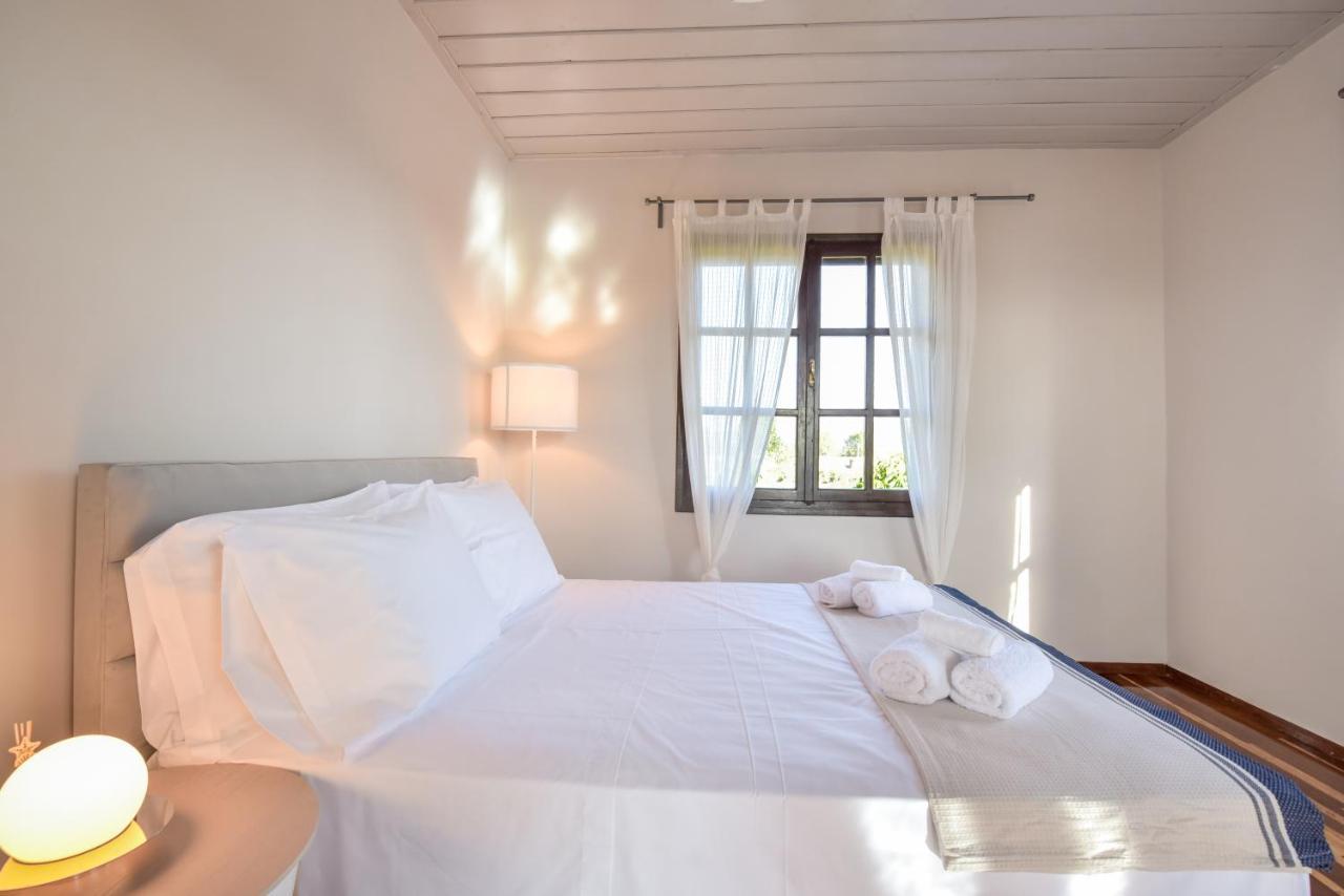 Alexandre Maison Beachfront Gialova Vacation Home Esterno foto