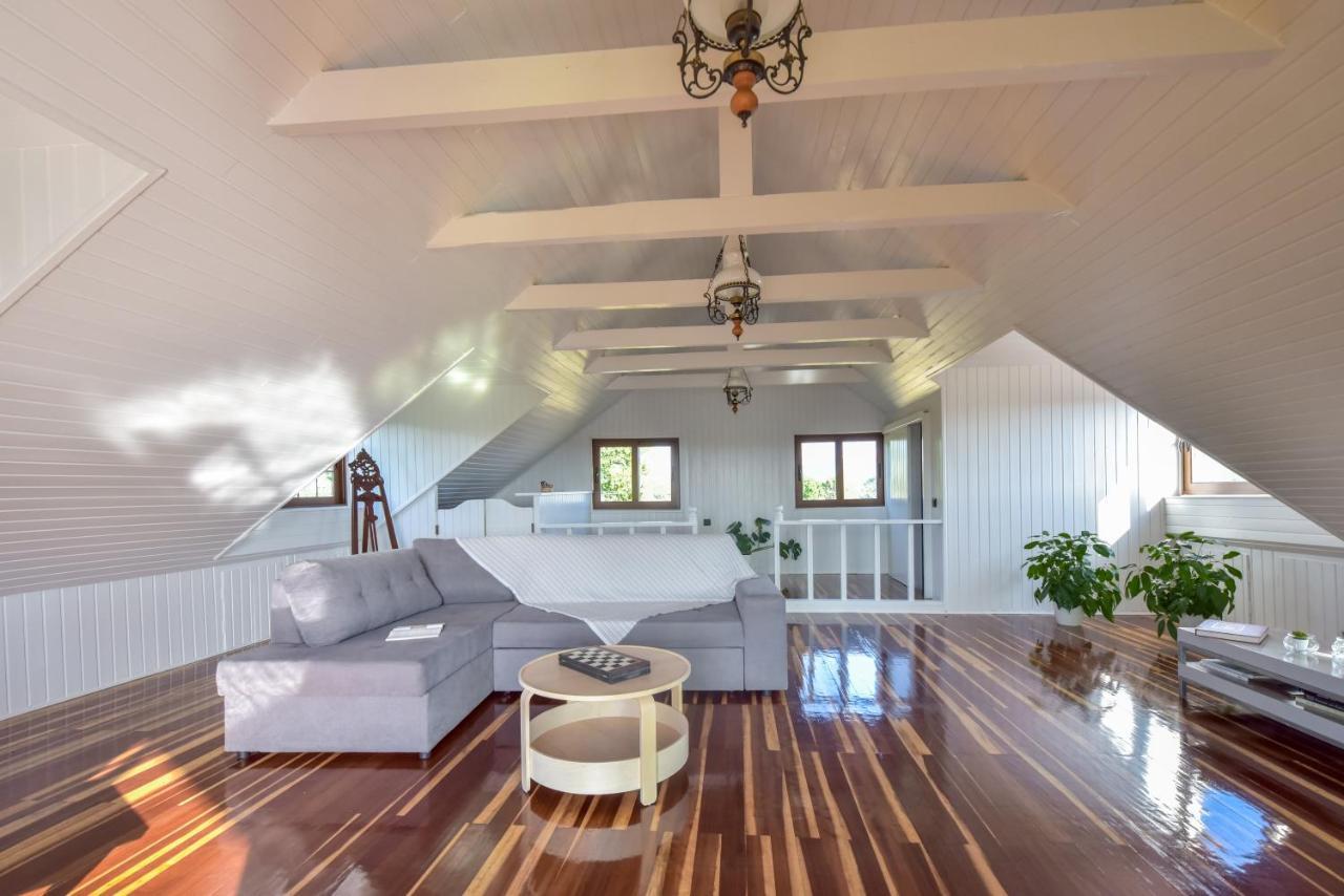 Alexandre Maison Beachfront Gialova Vacation Home Esterno foto