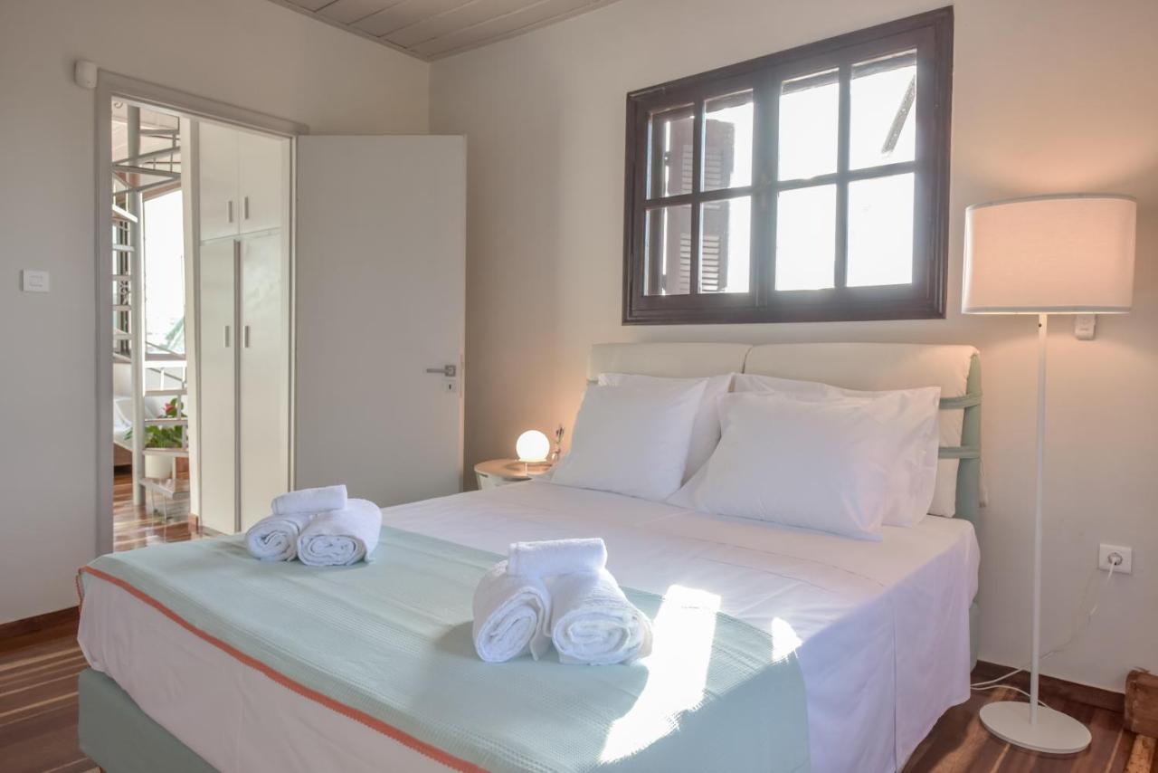 Alexandre Maison Beachfront Gialova Vacation Home Esterno foto