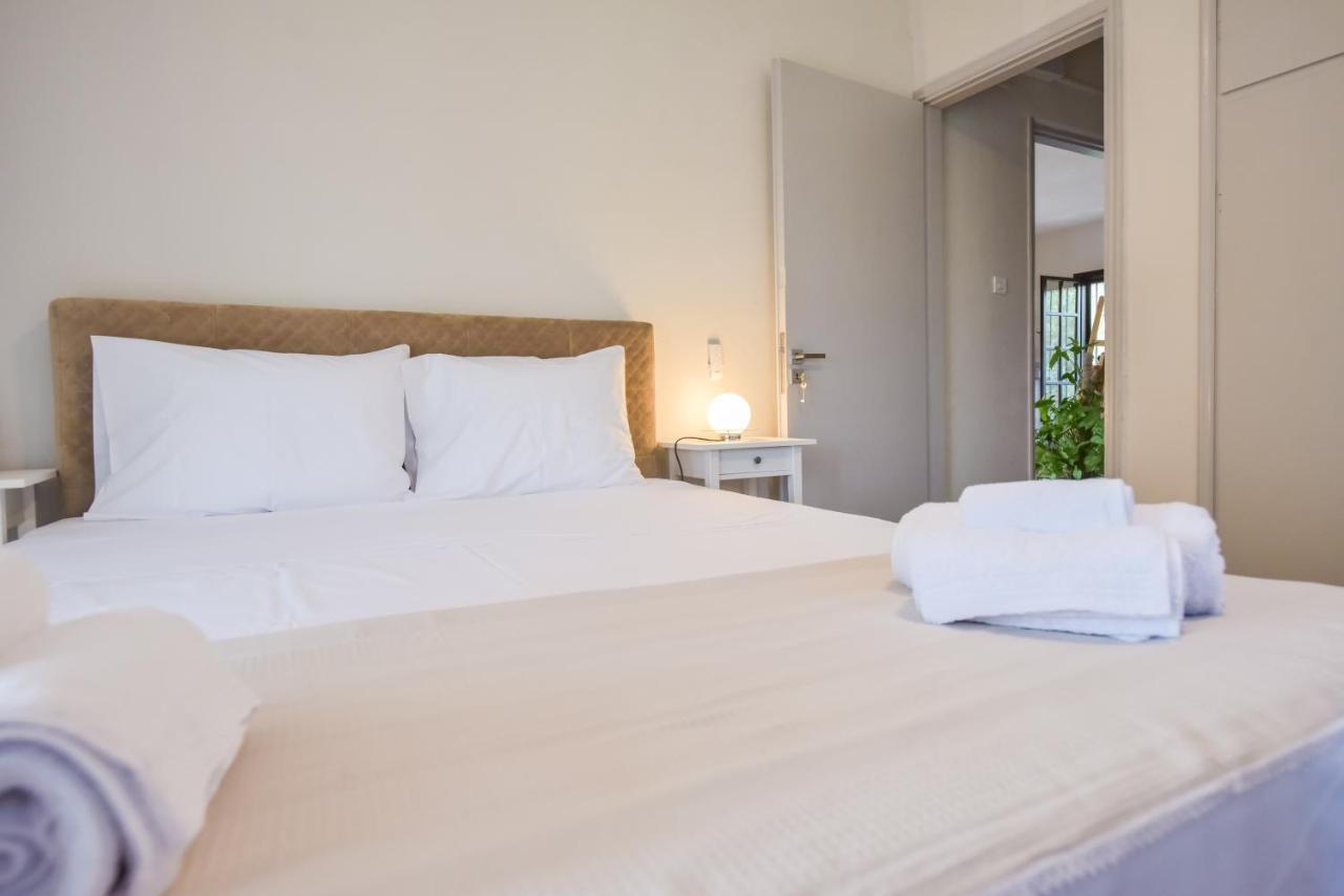 Alexandre Maison Beachfront Gialova Vacation Home Esterno foto